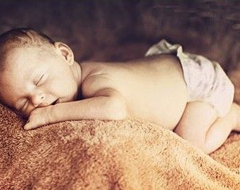 Newborns with what kind of diapers