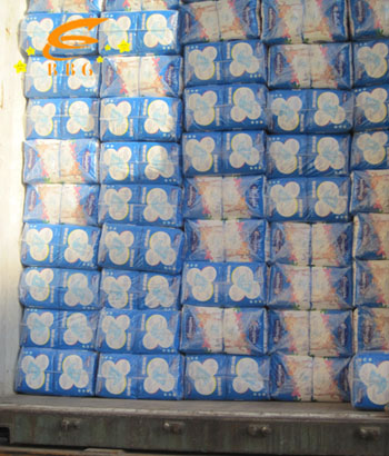 Shipped out 40HQ container of baby diapers to Africa