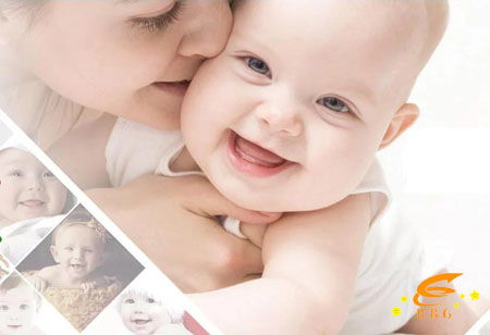 Teach new mothers to change baby diaper